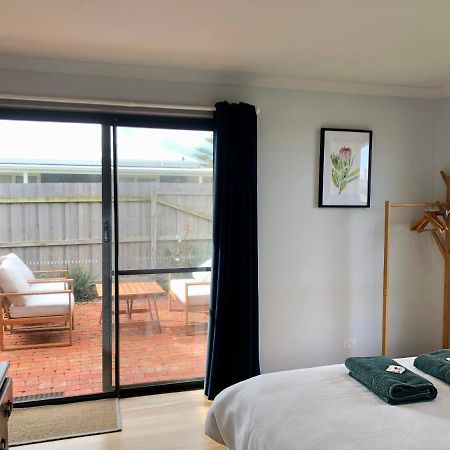 The Weekender Apartment Peterborough Bagian luar foto