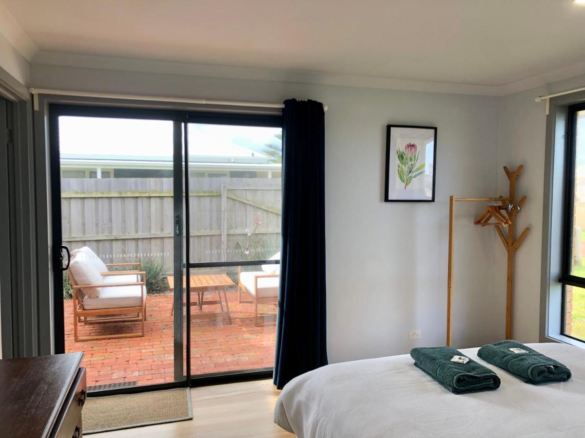 The Weekender Apartment Peterborough Bagian luar foto